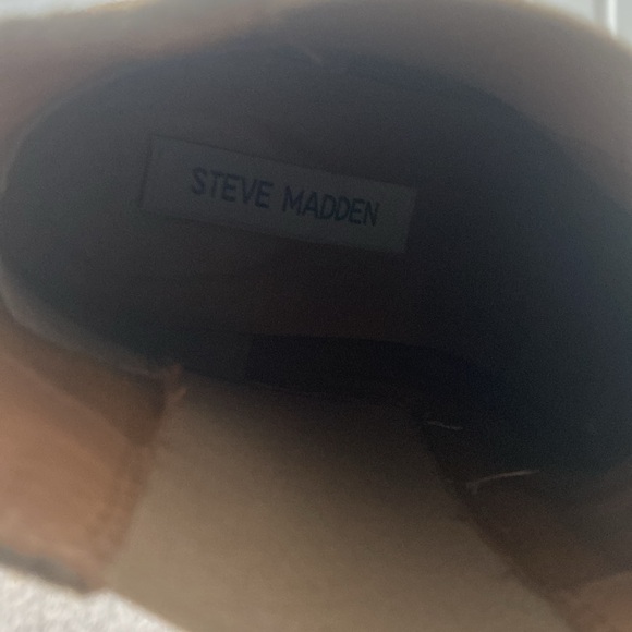 Steve Madden suede booties in great condition - Picture 7 of 7